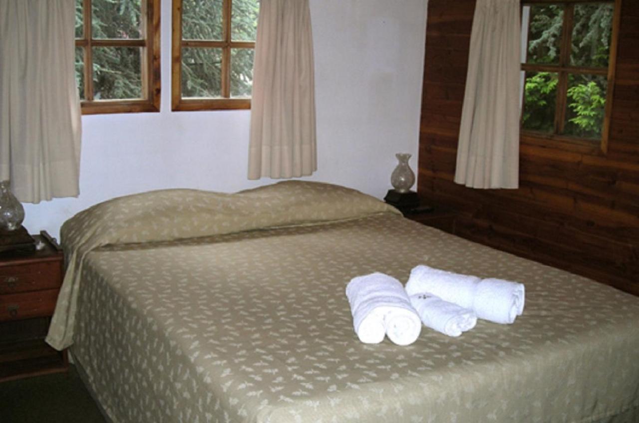Cabanas Luz De Luna San Martín de los Andes Exterior photo