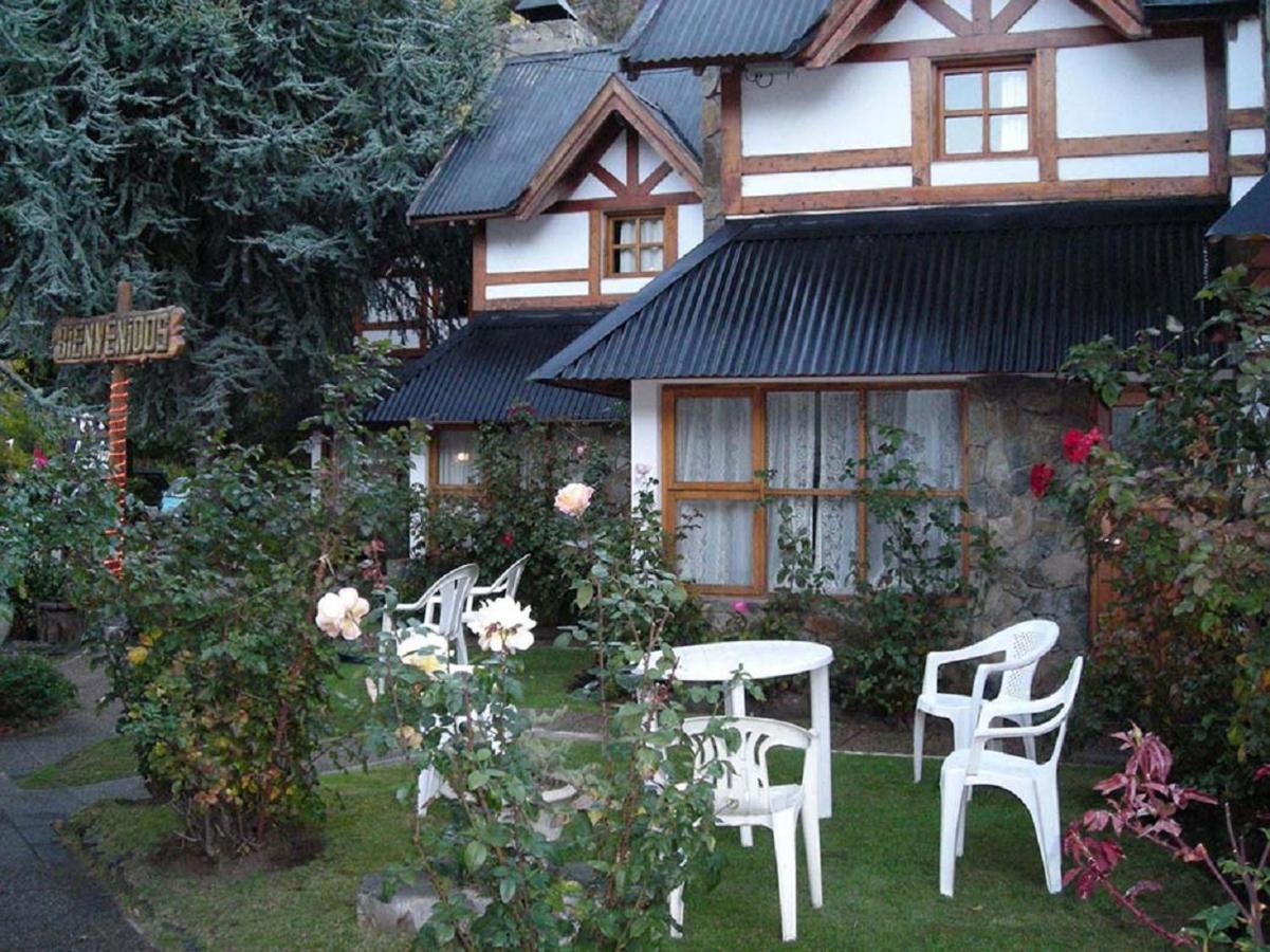 Cabanas Luz De Luna San Martín de los Andes Exterior photo