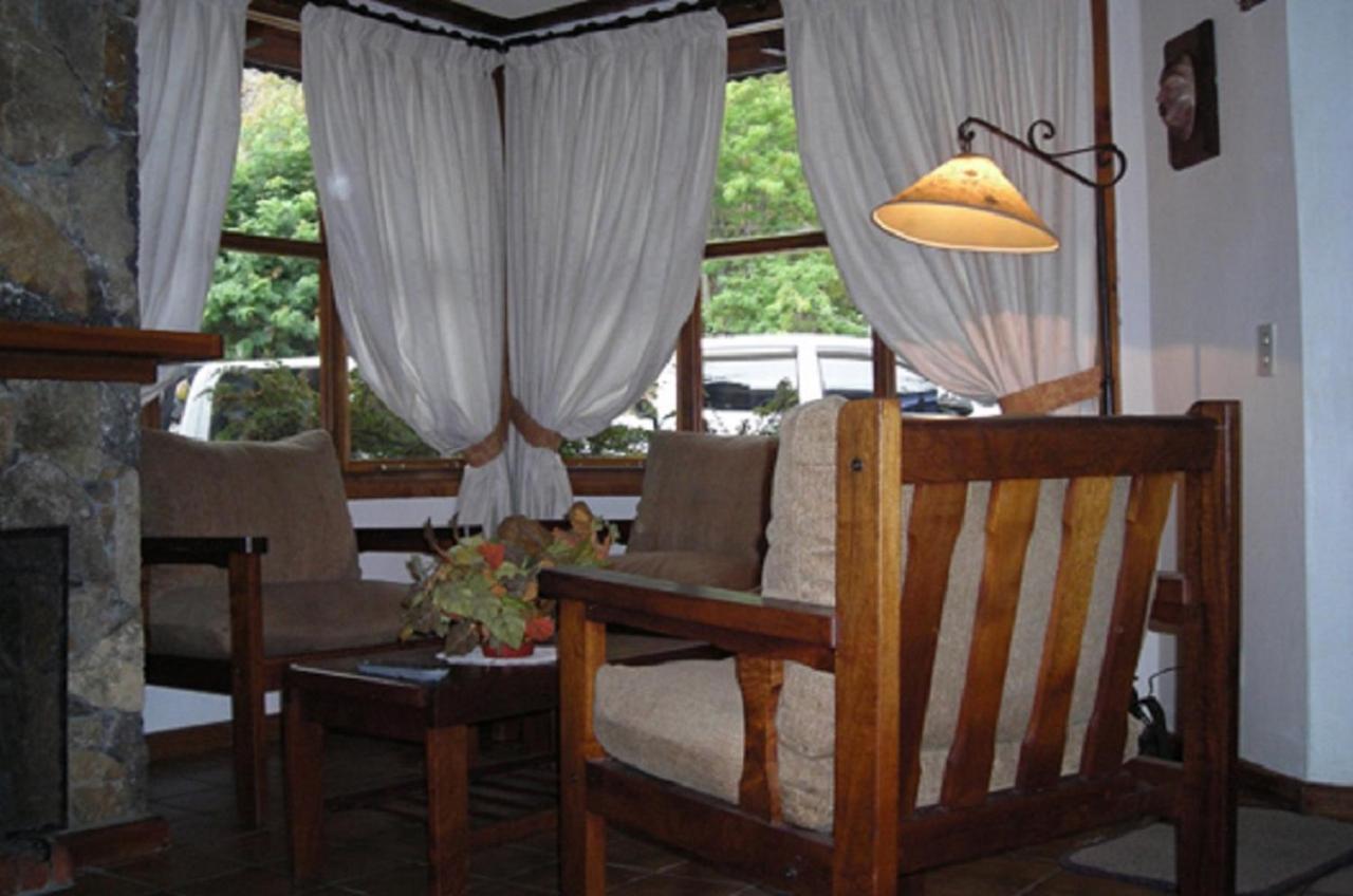 Cabanas Luz De Luna San Martín de los Andes Exterior photo